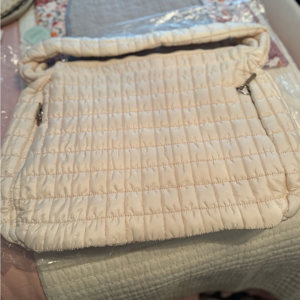 SweetHoney Puffer Tote Cream